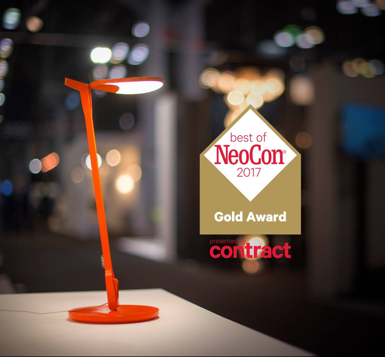 Splitty Desk Lamp wont Best of NeoCon GOLD Design Award
