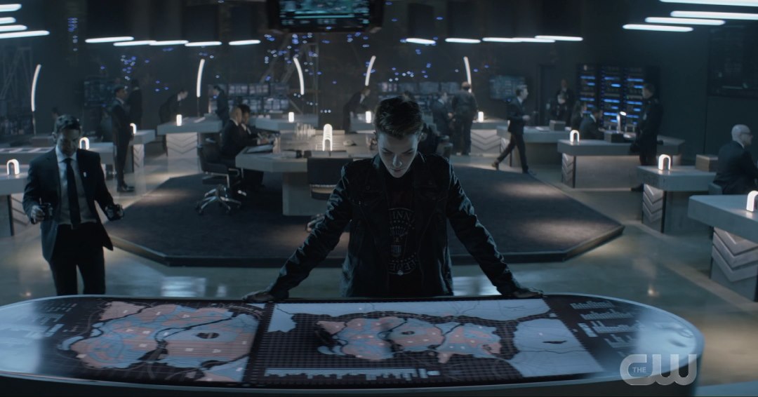 Mr. N featured on CW Batwoman