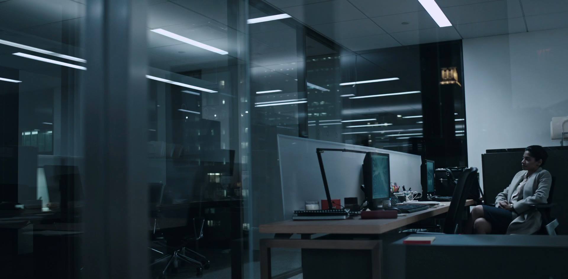 Z-Bar LED Desk Lamp in the HBO "The Night Of"